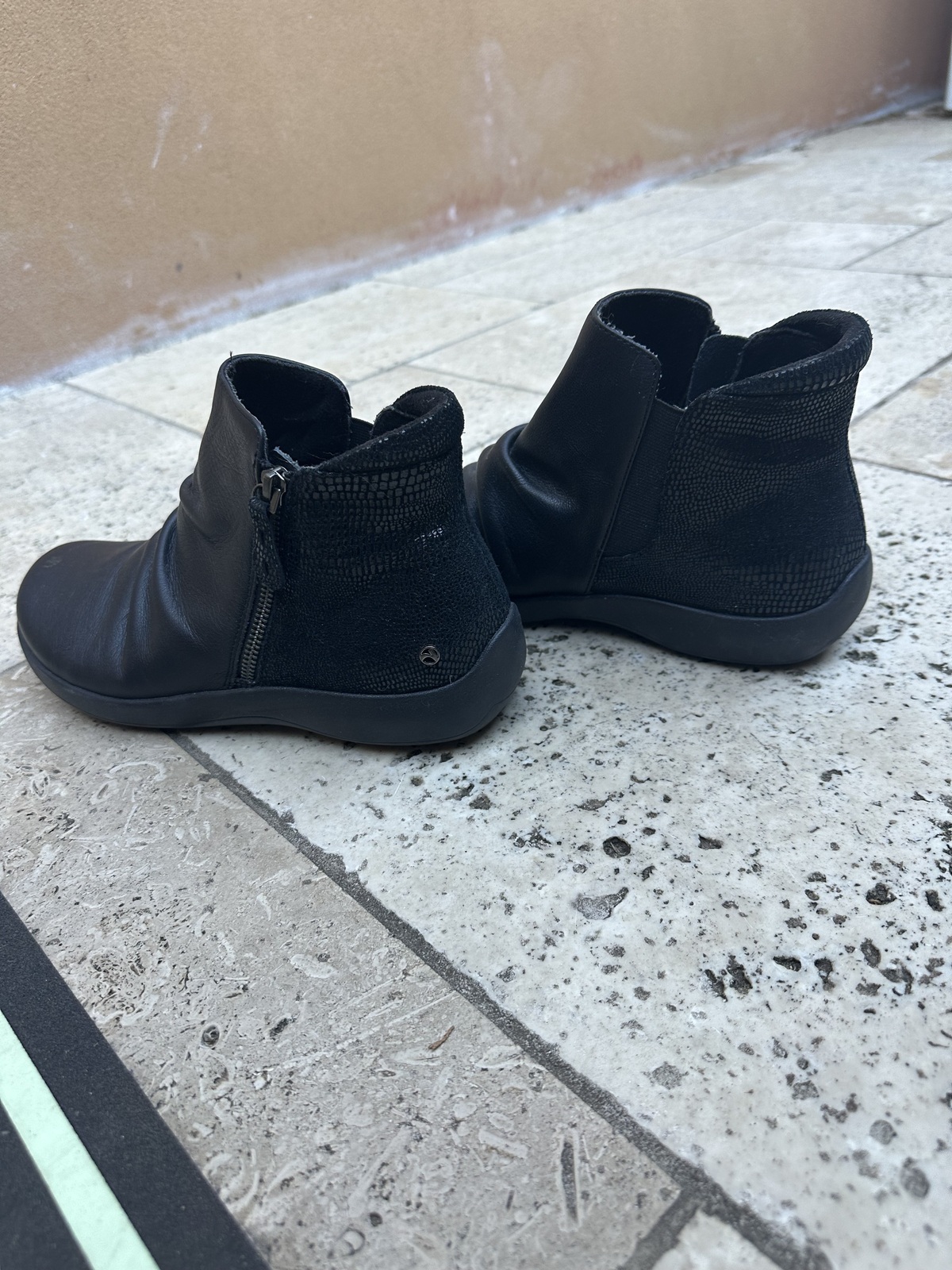 designer black booties,(recommended to size up from 39 to 40)