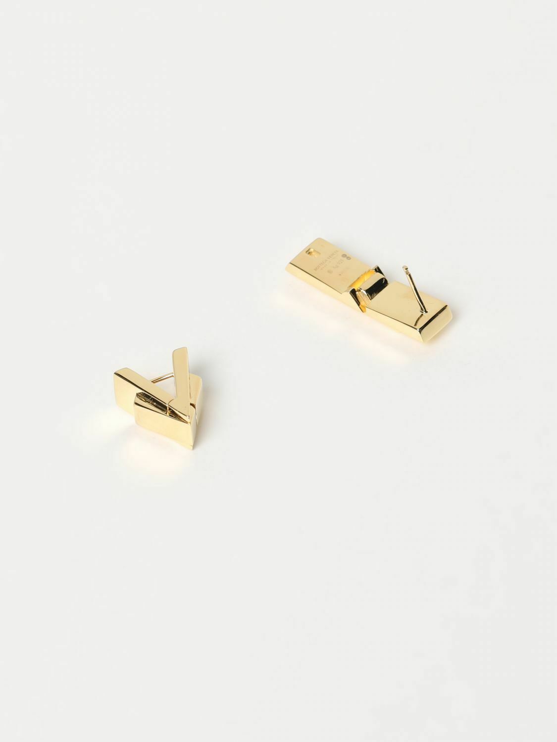 Geometric VShaped Earrings - Gold / U EU