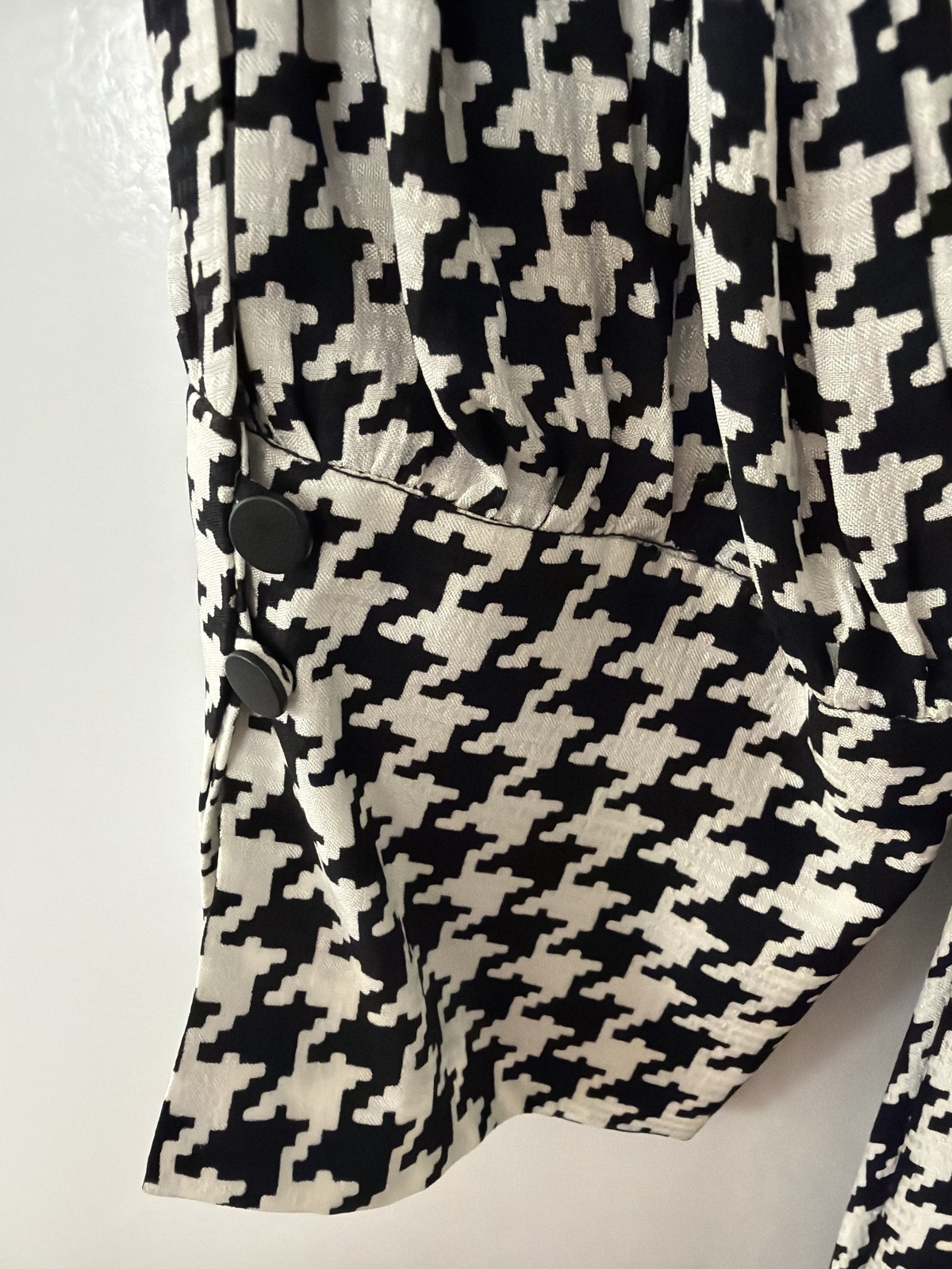 , long sleeve checkered dress. 