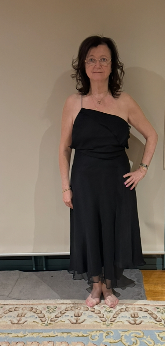 ALMOST New. Black silk backless evening dress, size 12,
