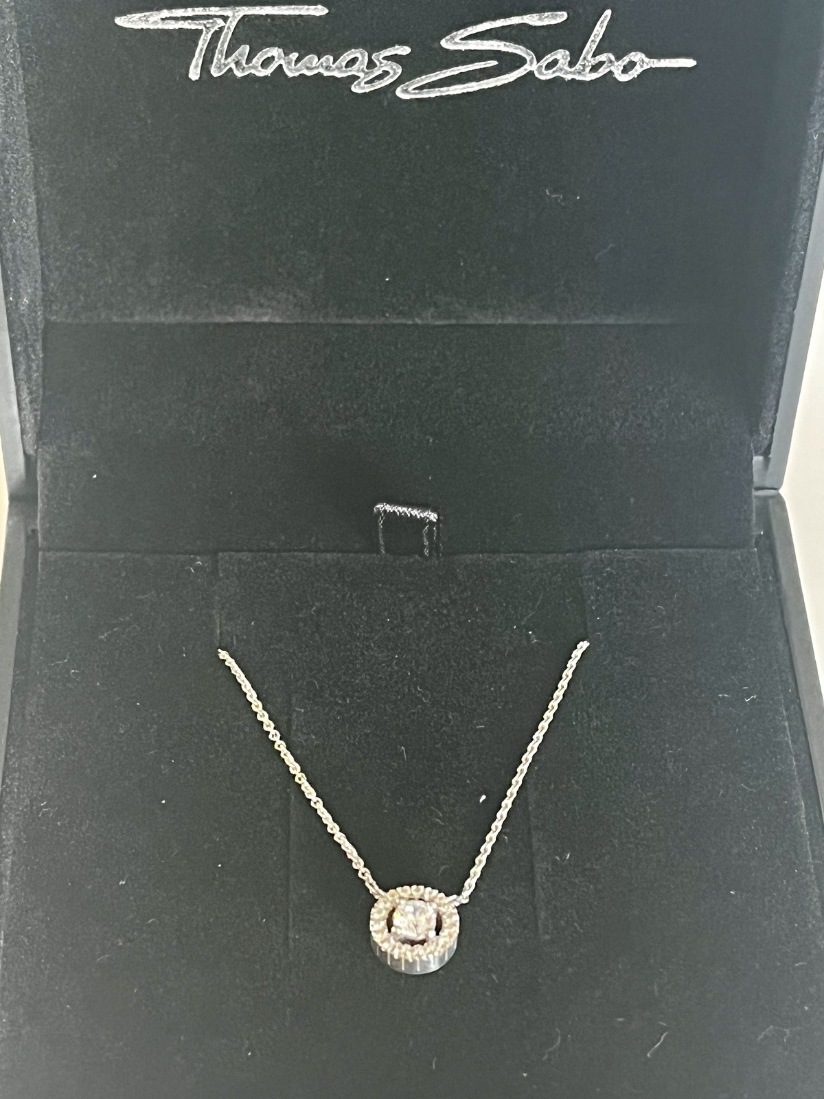 COLLIER PAVE CIRCLE NECKLACE SS WITH CLEAR ZIRCONIAS -RRP $199