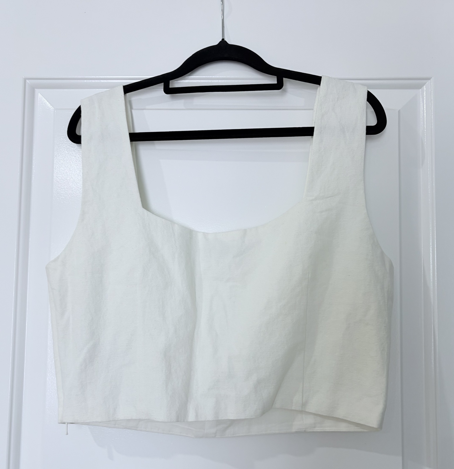 Astor Linen Crop Top 