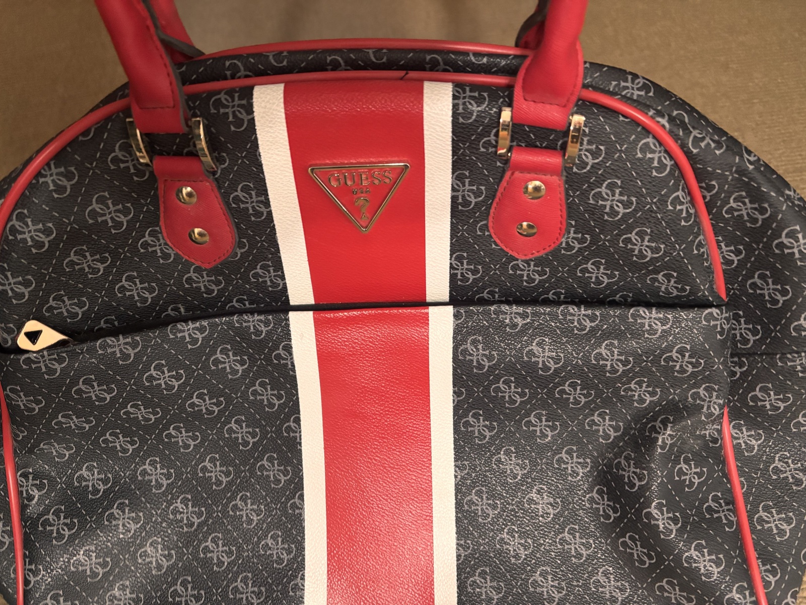 Tudor Dome Traveller Bag