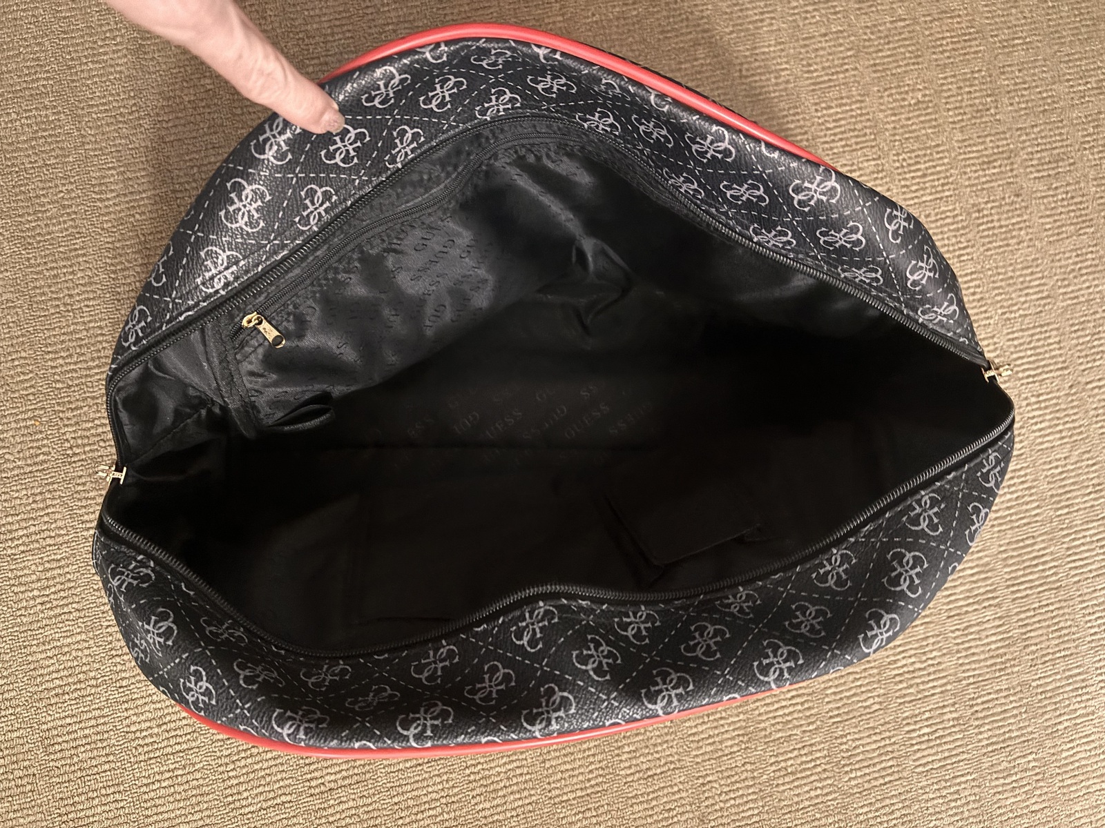 Tudor Dome Traveller Bag