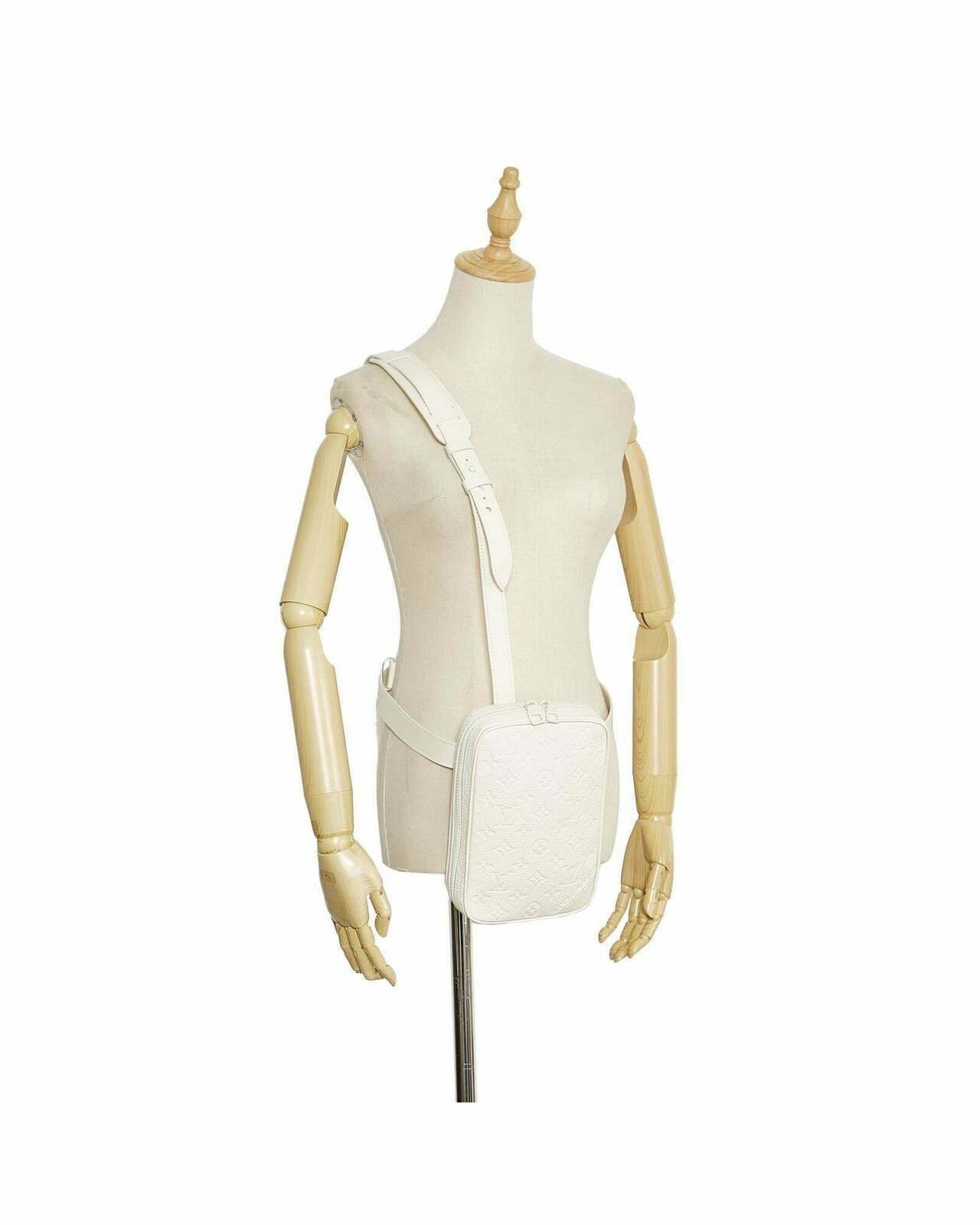 Louis Vuitton White Monogram Leather Bumbag - White / One Size