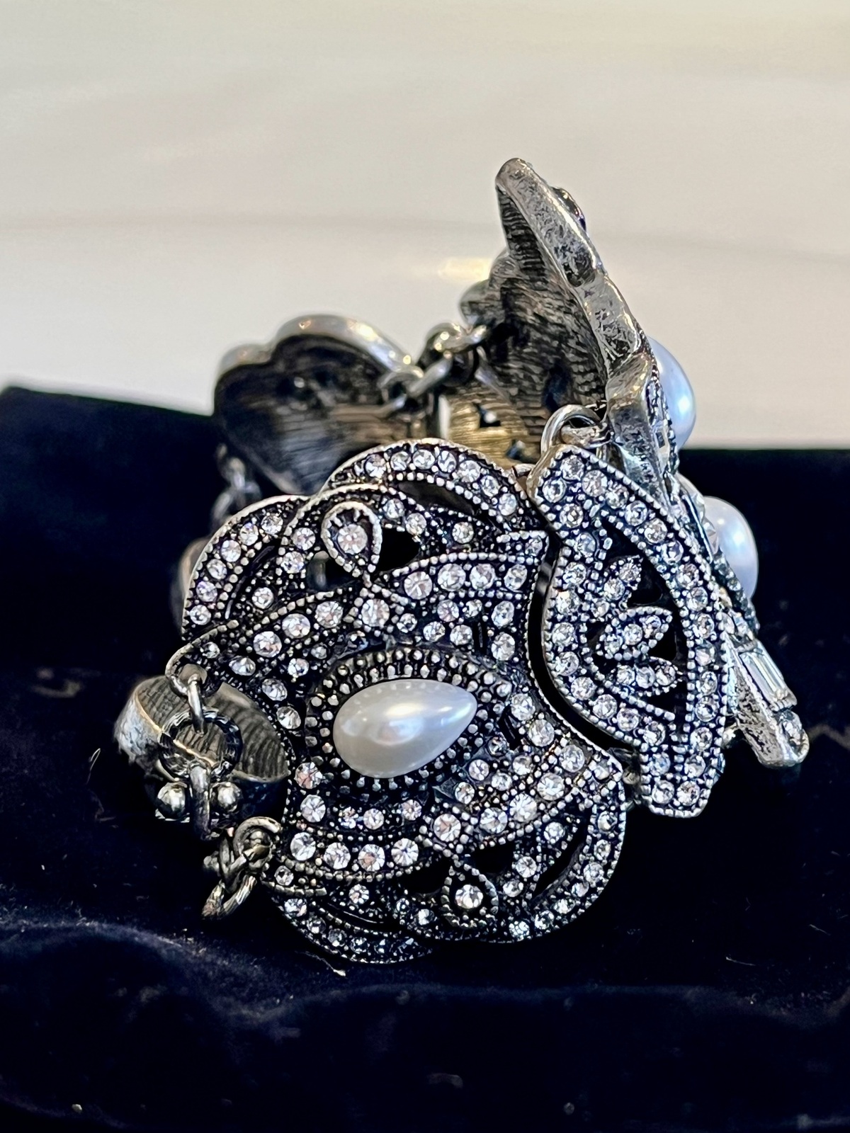 MIDNIGHT LOVE BRACELET - INNC