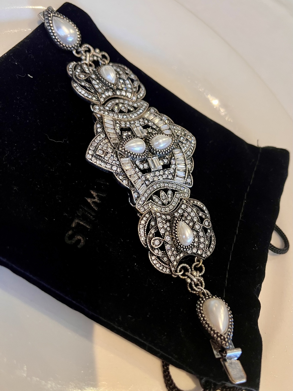 MIDNIGHT LOVE BRACELET - INNC