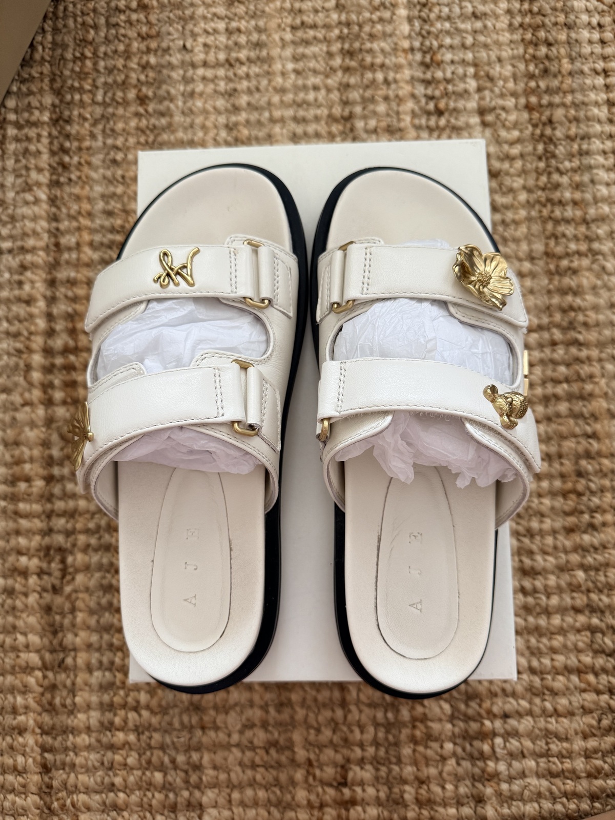 Augustine Charm Slide Size 40