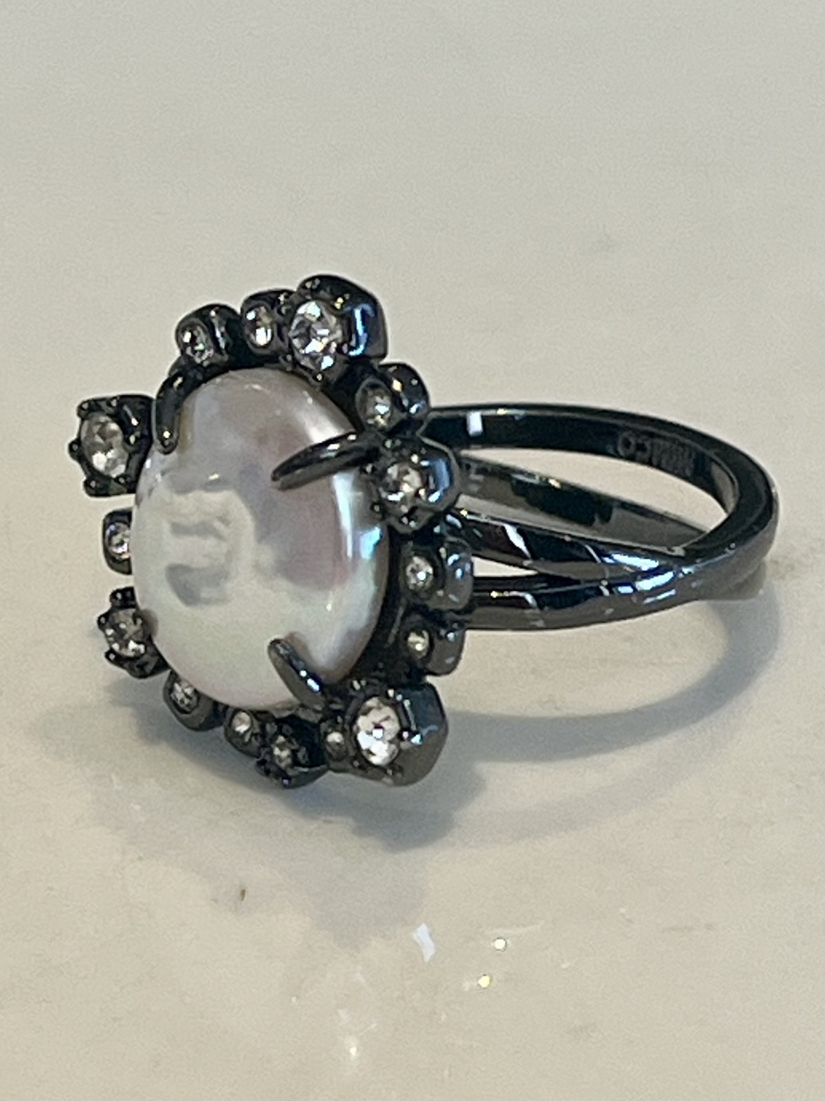 VINTAGE MIMCO FRESHWATER BAROQUE PEARL & CRYSTAL RING - SIZE 6