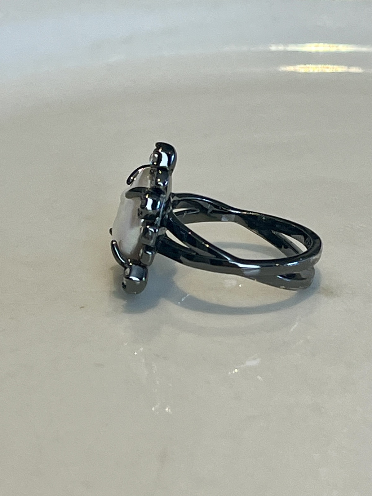 VINTAGE MIMCO FRESHWATER BAROQUE PEARL & CRYSTAL RING - SIZE 6