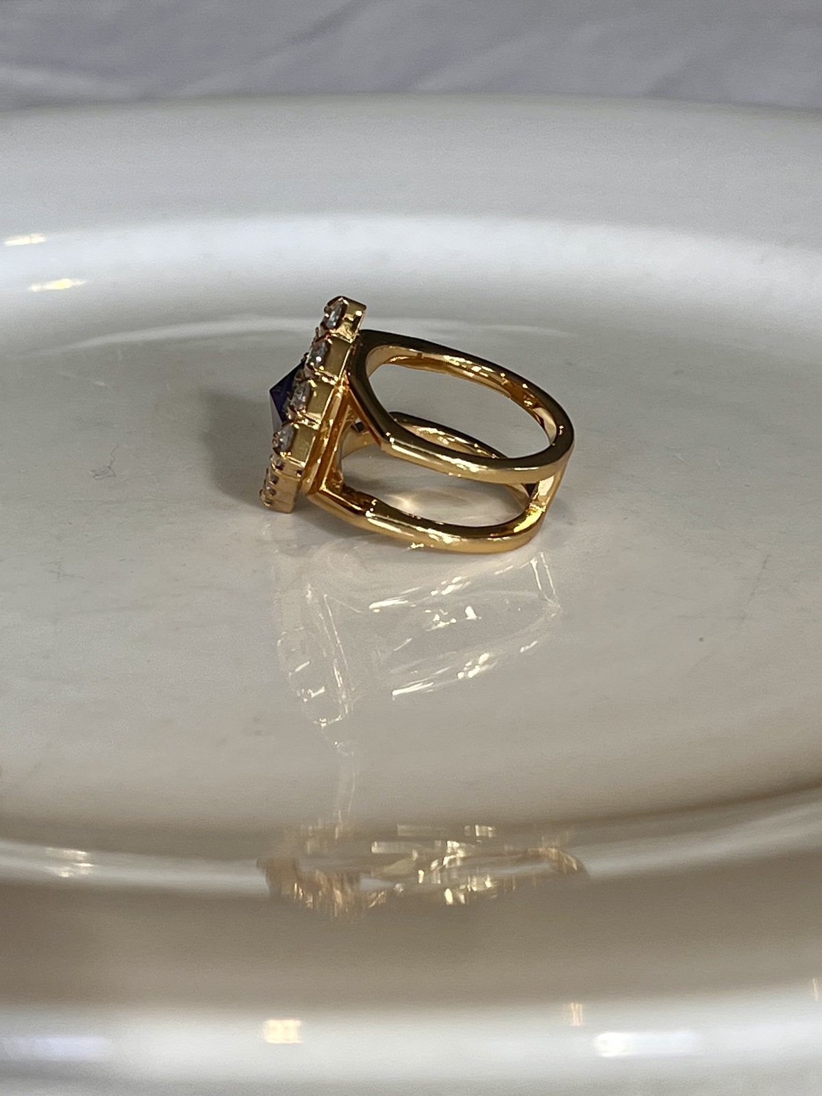 SPACE DUST RING 18K GOLD PLATED SIZE 8 - RRP $99.95