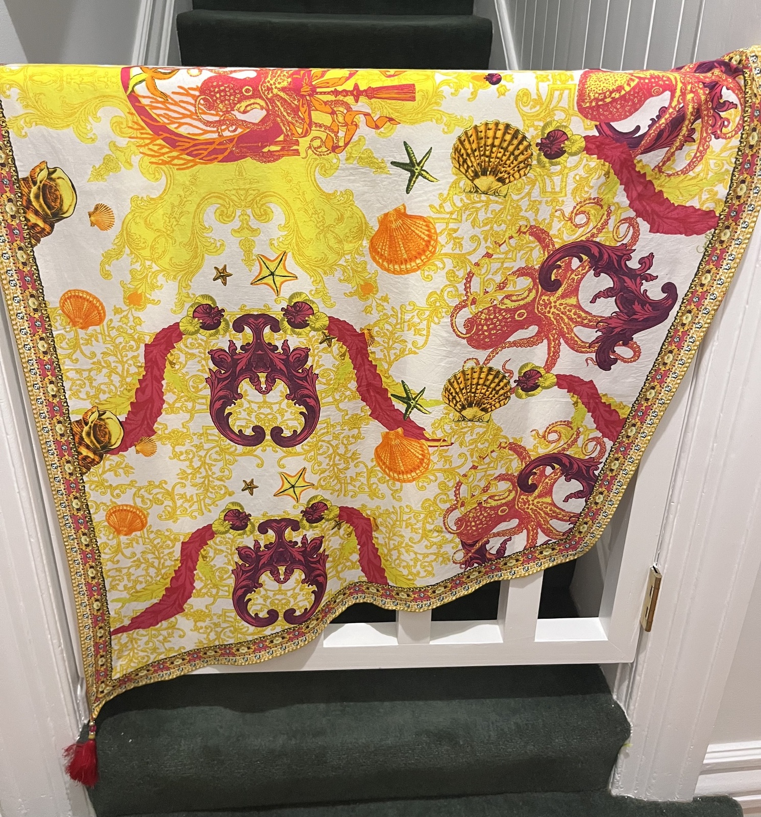 SHORT TASSEL SARONG SQUID SQUAD