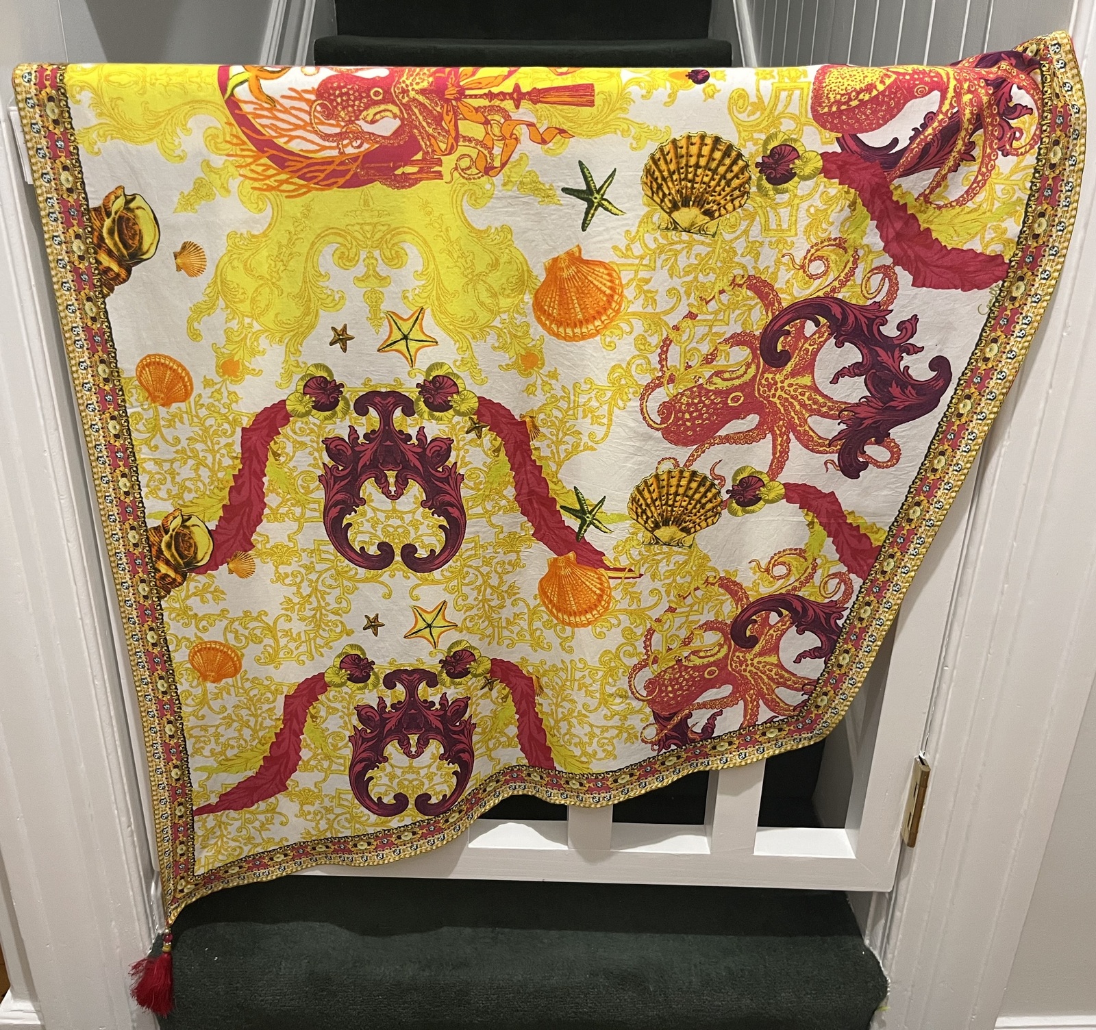 SHORT TASSEL SARONG SQUID SQUAD