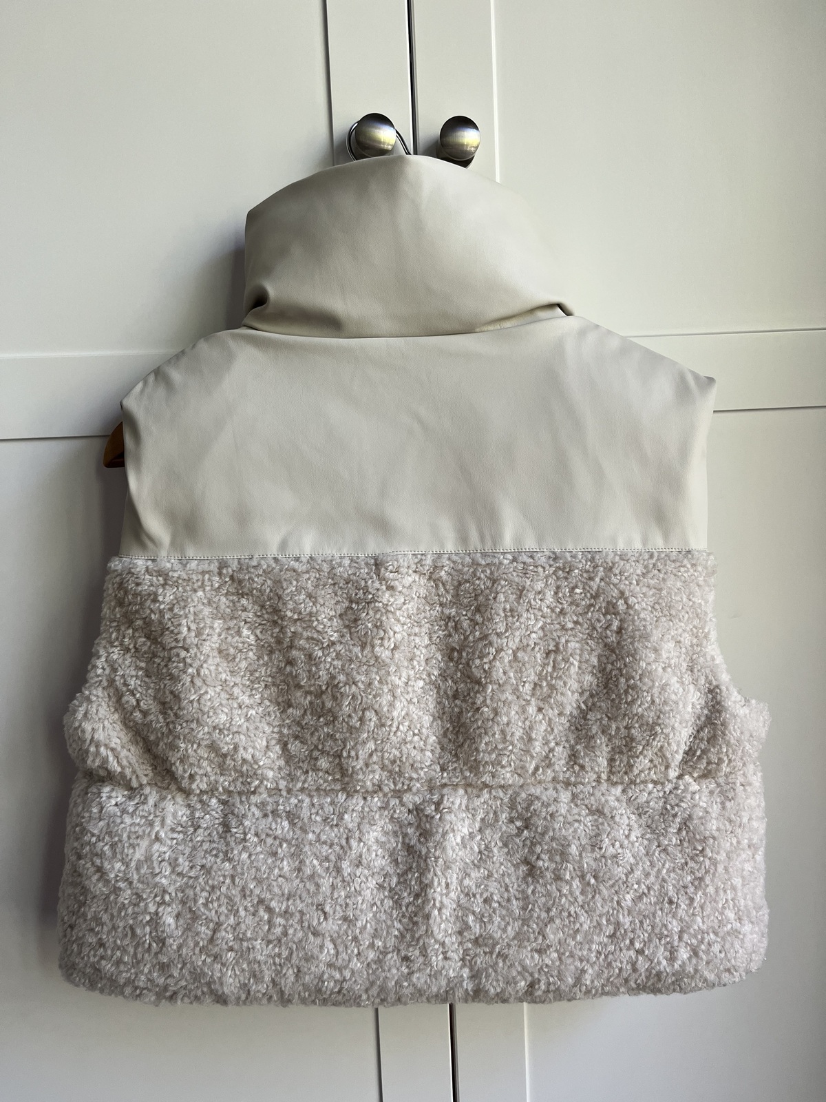 MELICIA | REVERSIBLE PUFFER VEST