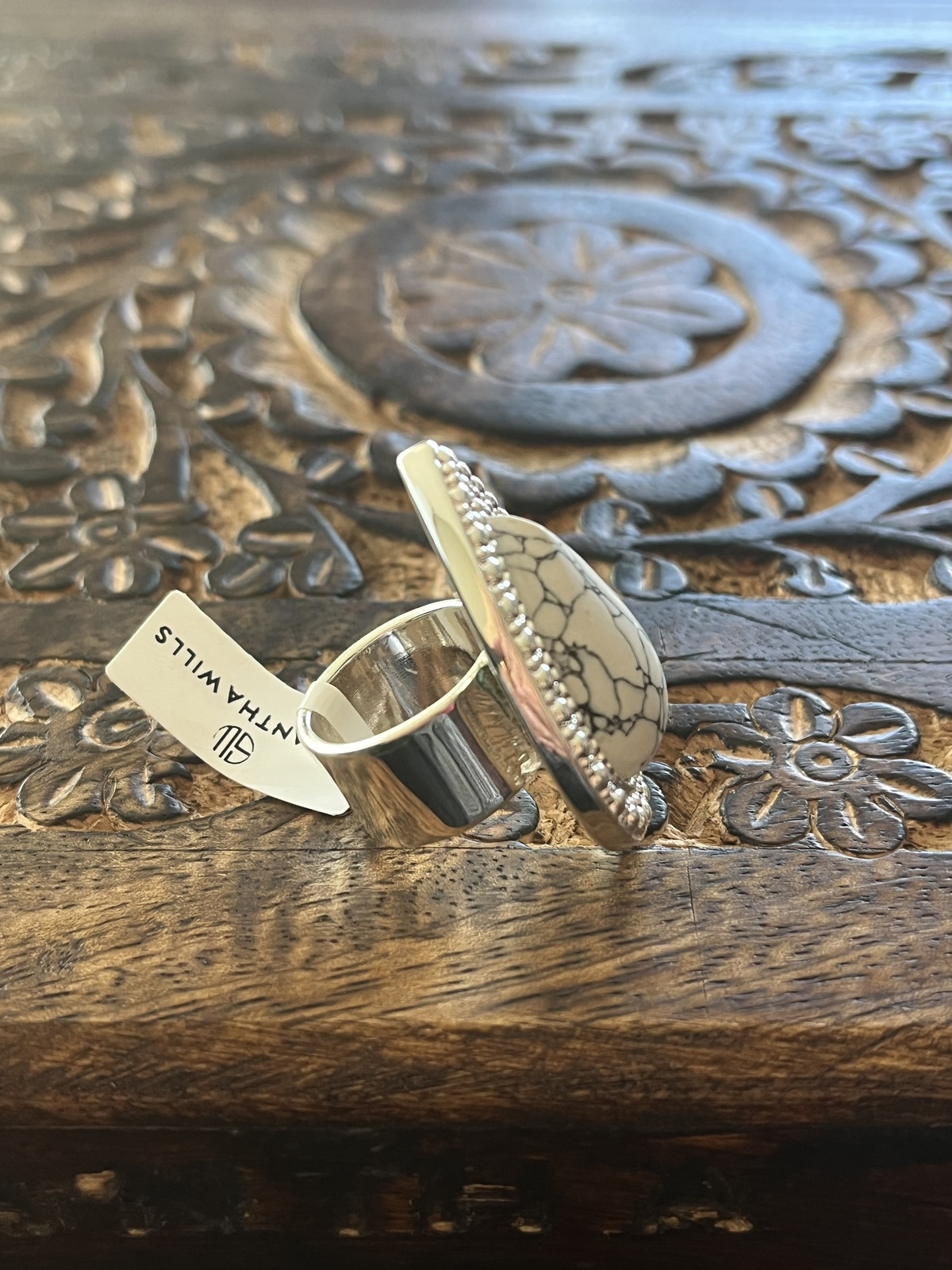 MINI BOHEMIAN BARDOT RING IN SILVER WITH HOWLITE - SIZE 5.5-BNWT