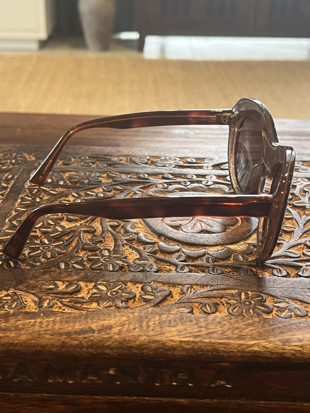 GRACE CAT EYE STYLE SUNGLASSES TORTOISE SHELL