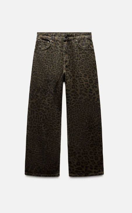 COLLECTION RELAXED LOW-RISE ANIMAL PRINT JEANS