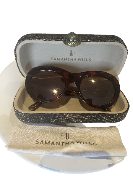 GRACE CAT EYE STYLE SUNGLASSES TORTOISE SHELL