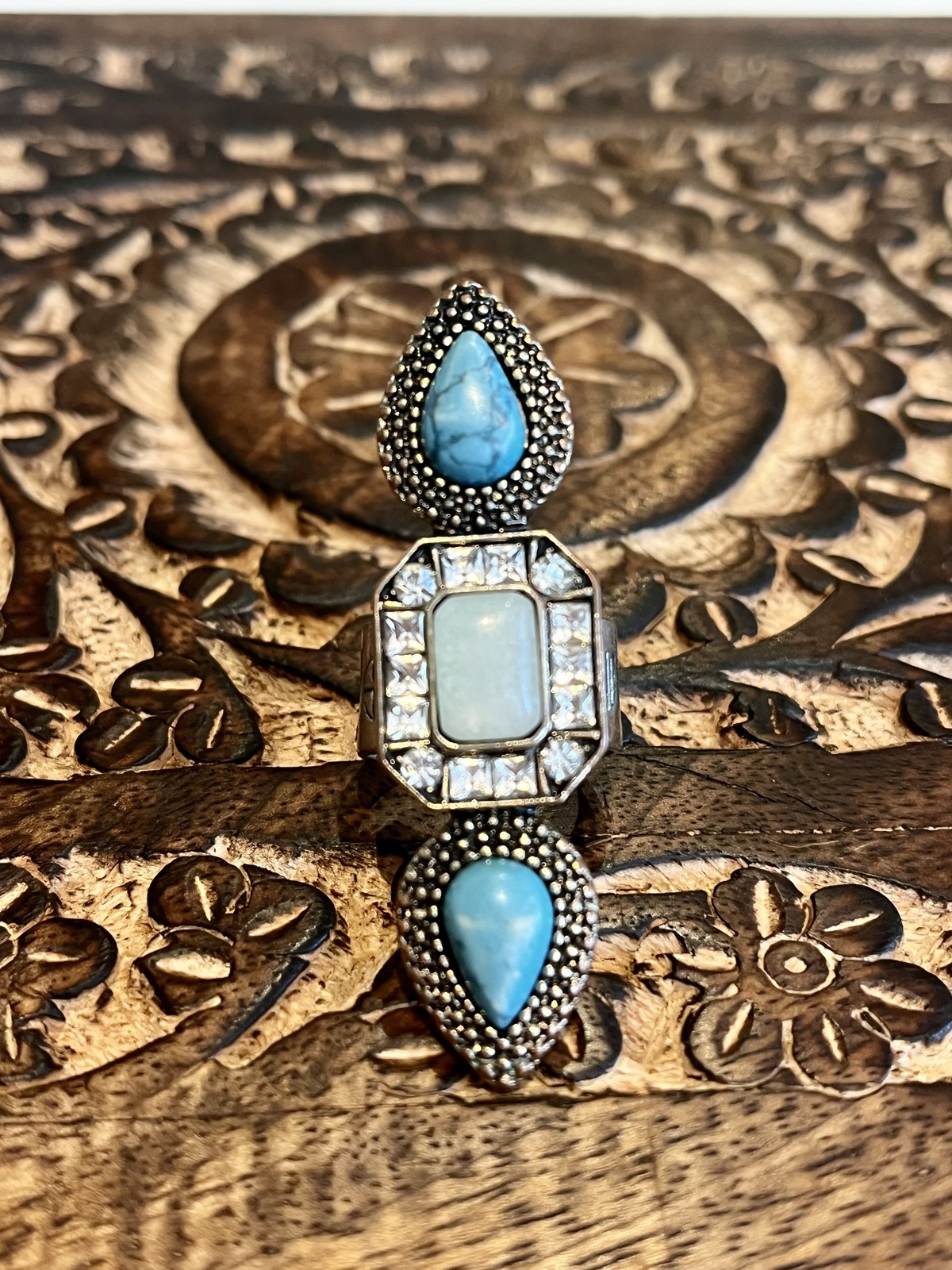 PROMISING MOMENTS RING IN BURNISHED GOLD