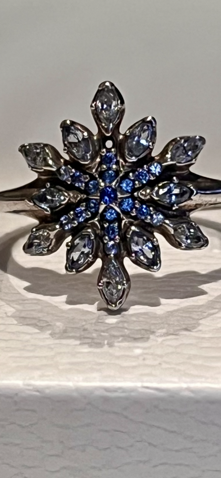  BLUE SNOWFLAKE RING SS WITH BLUE & CLEAR CZ - SIZE 54