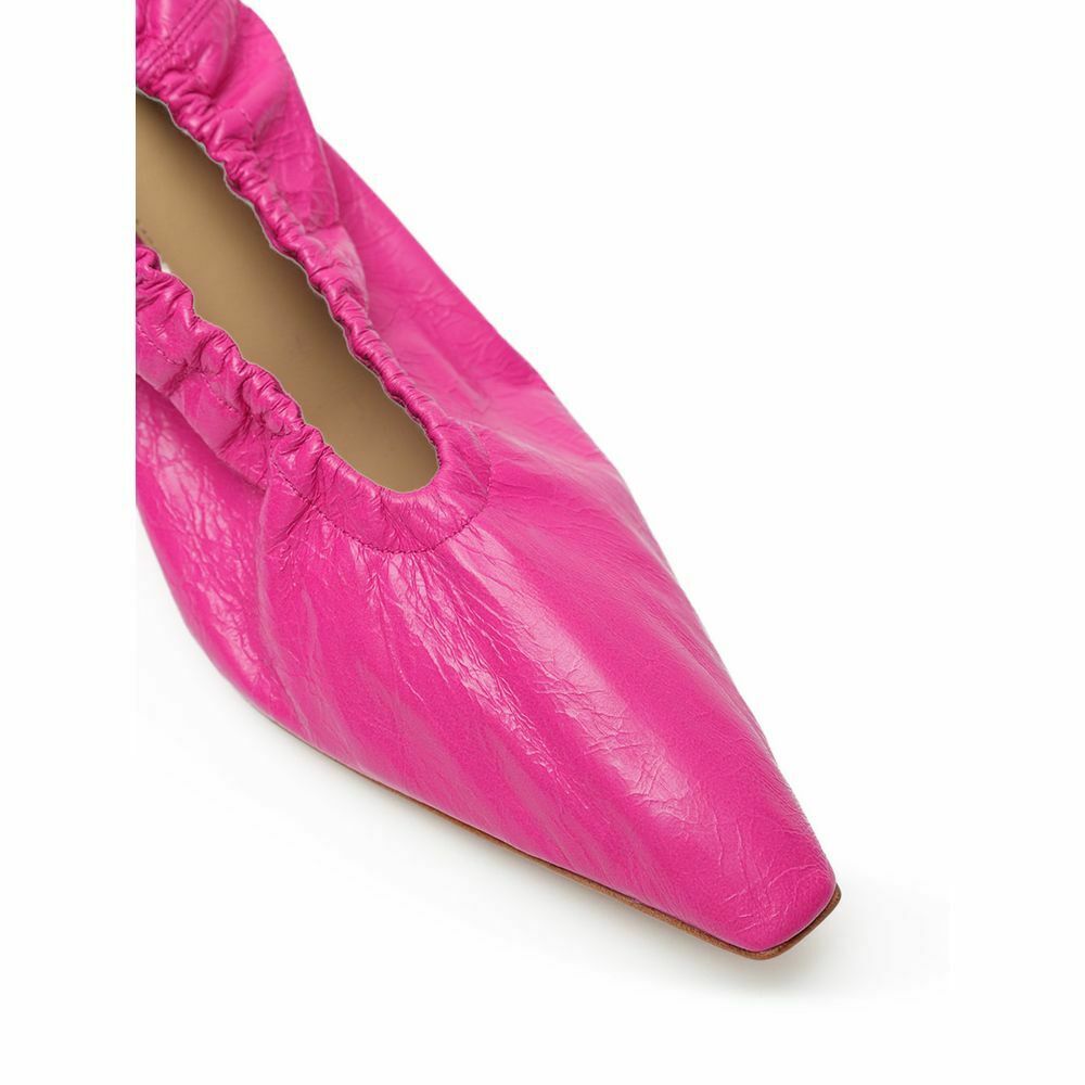 Leather Slippers with Detailing - Fuchsia / EU38.5/US8.5