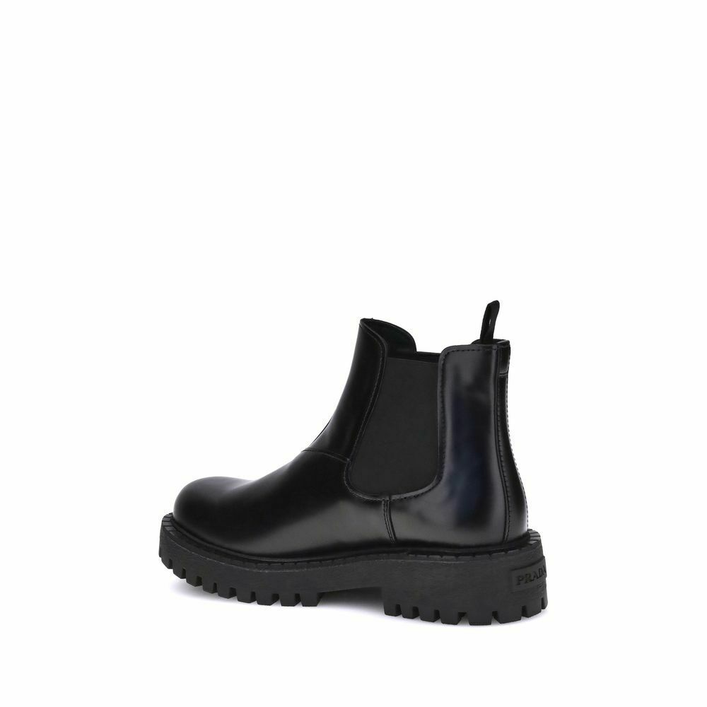 Chelsea Lug Sole Boots - Black / EU39/US6