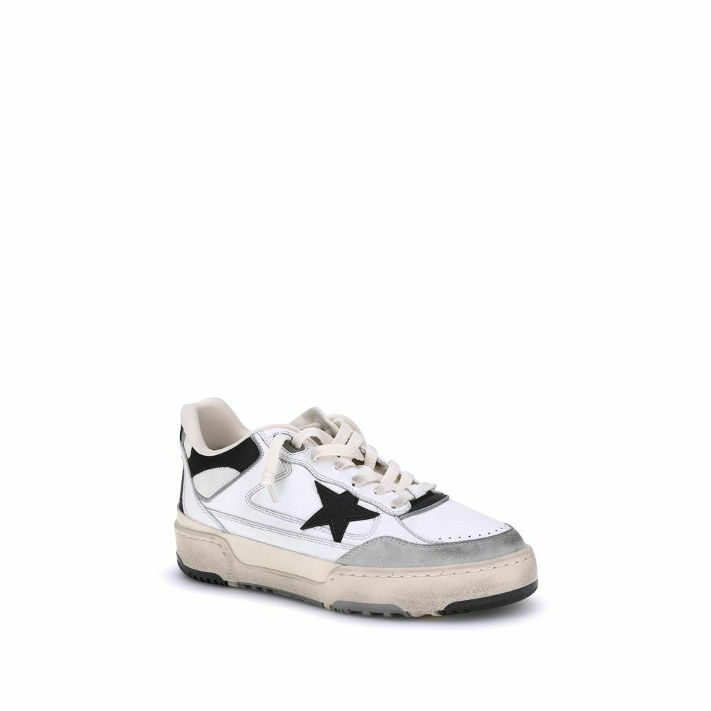 Court LowTop Sneaker - White / EU40/US7