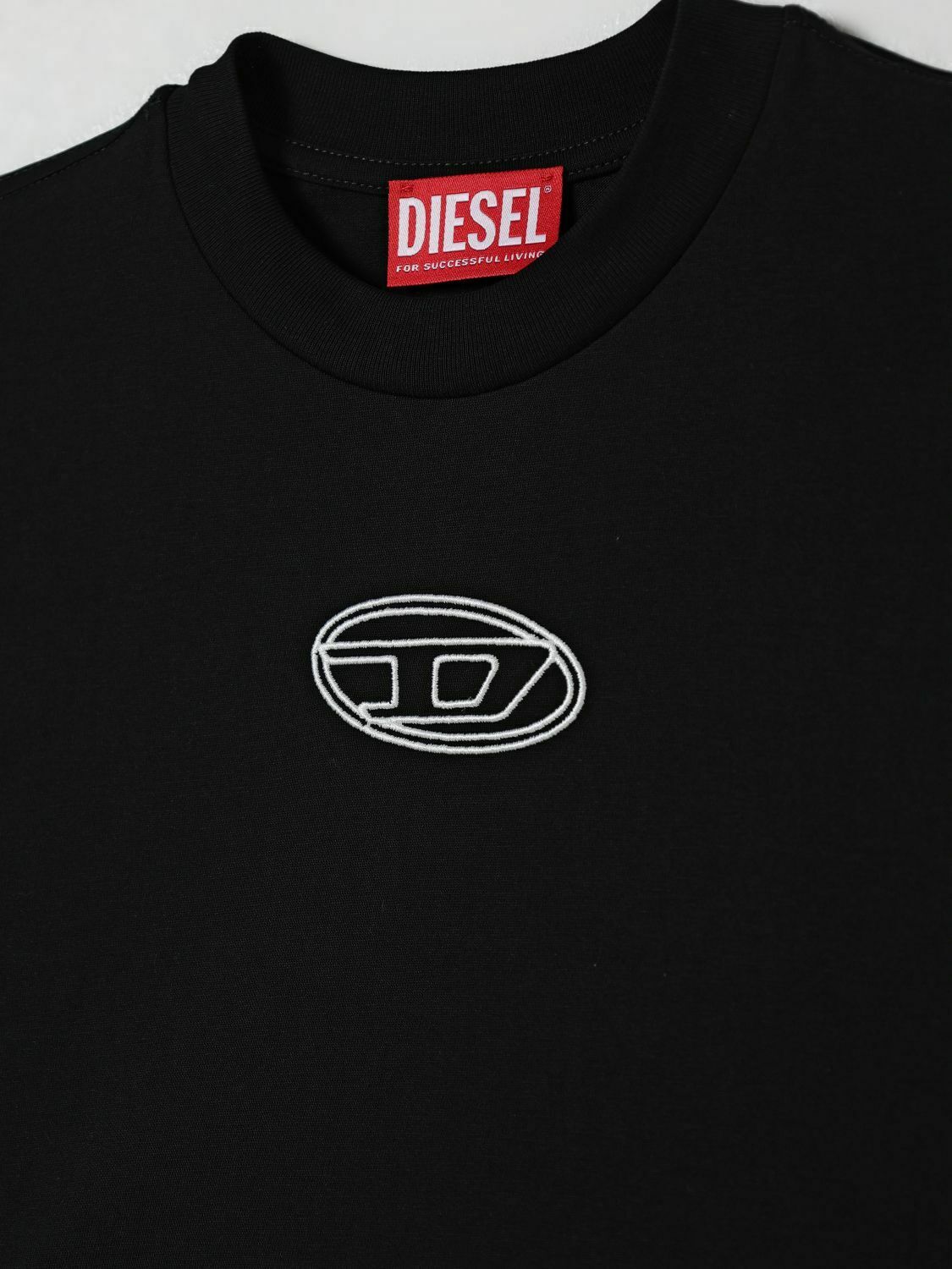 Cropped T-Shirt - Black / 6 EU