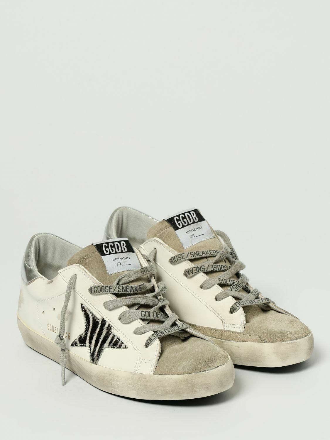 Athletic Inspired Low Top Sneakers for Everyday Wear - White / 41 IT