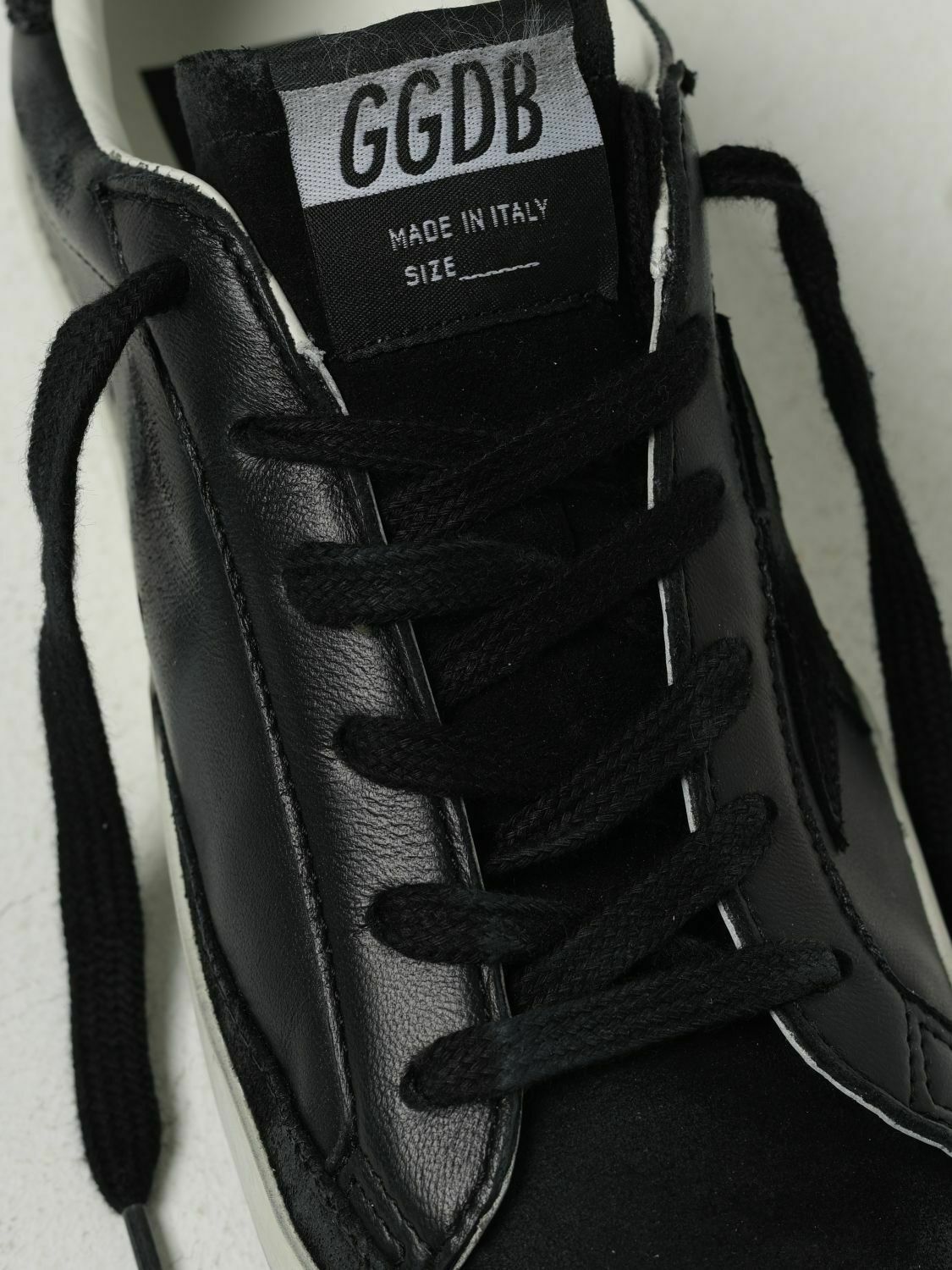 Leather Upper Low Top Sneakers - Black / 35 EU