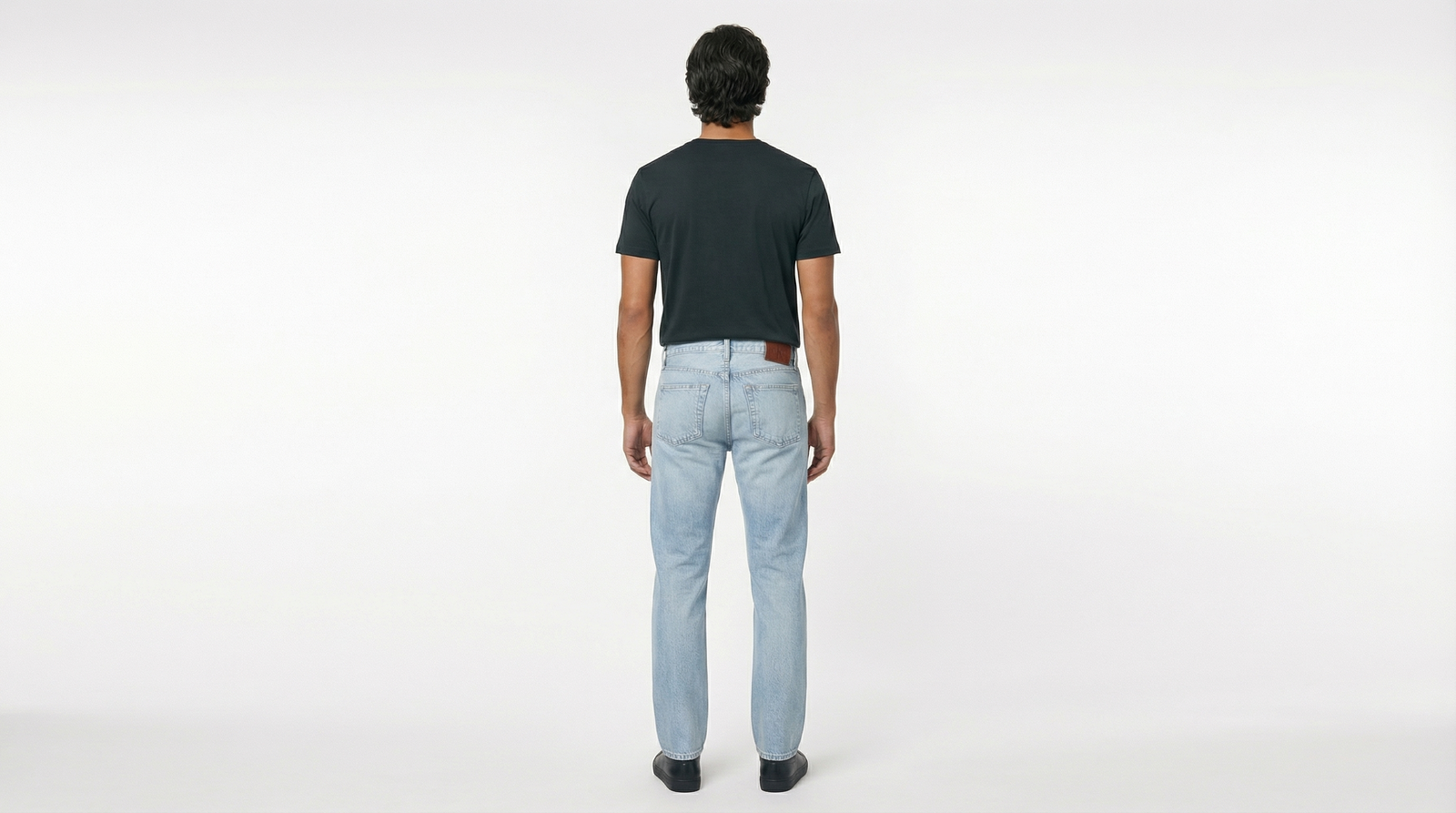 Standard Straight Cotton Jeans with Washed Effect and Five-Pocket Design - Blue / W31 | L32