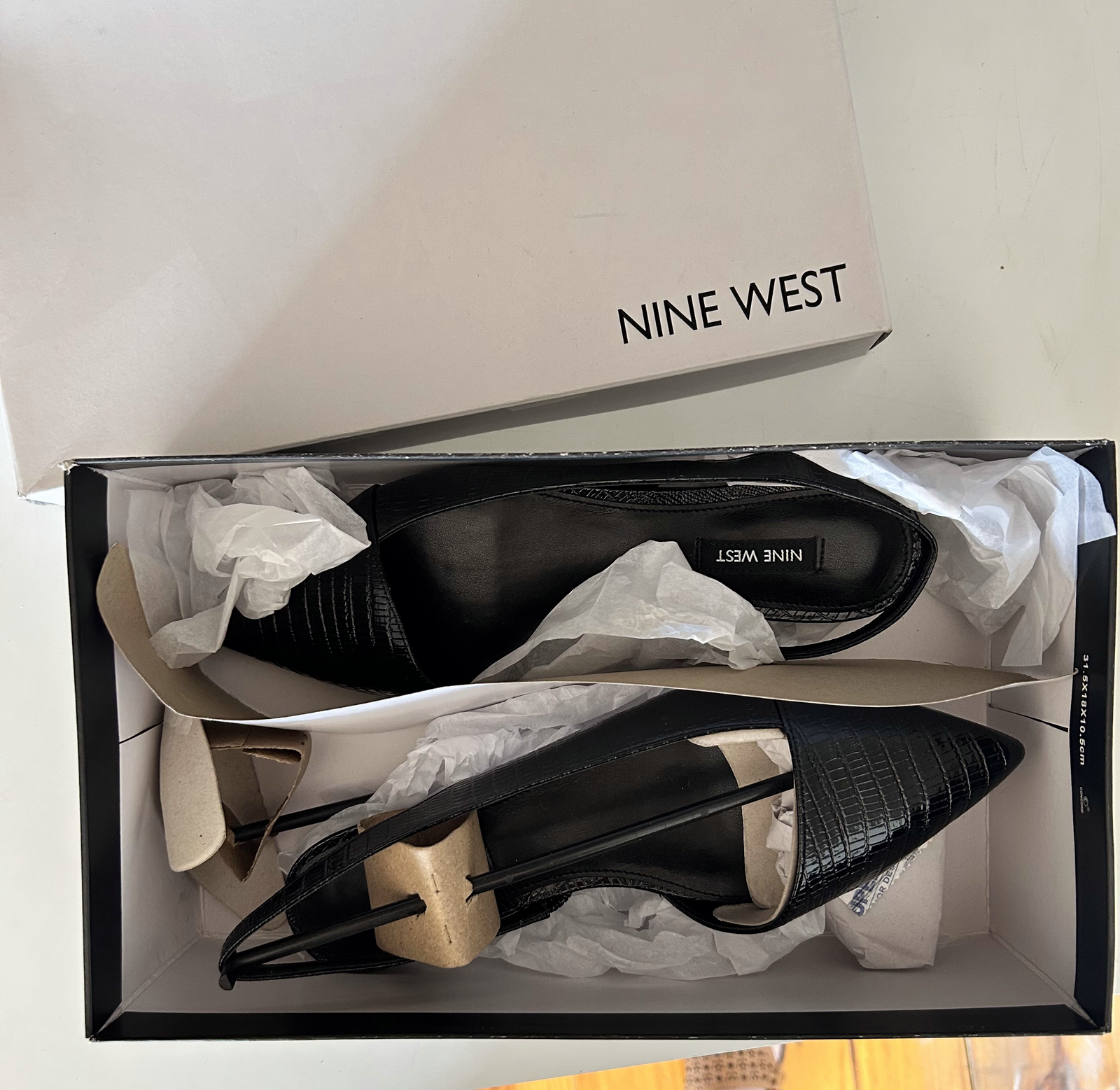 Beads Shoes in Black