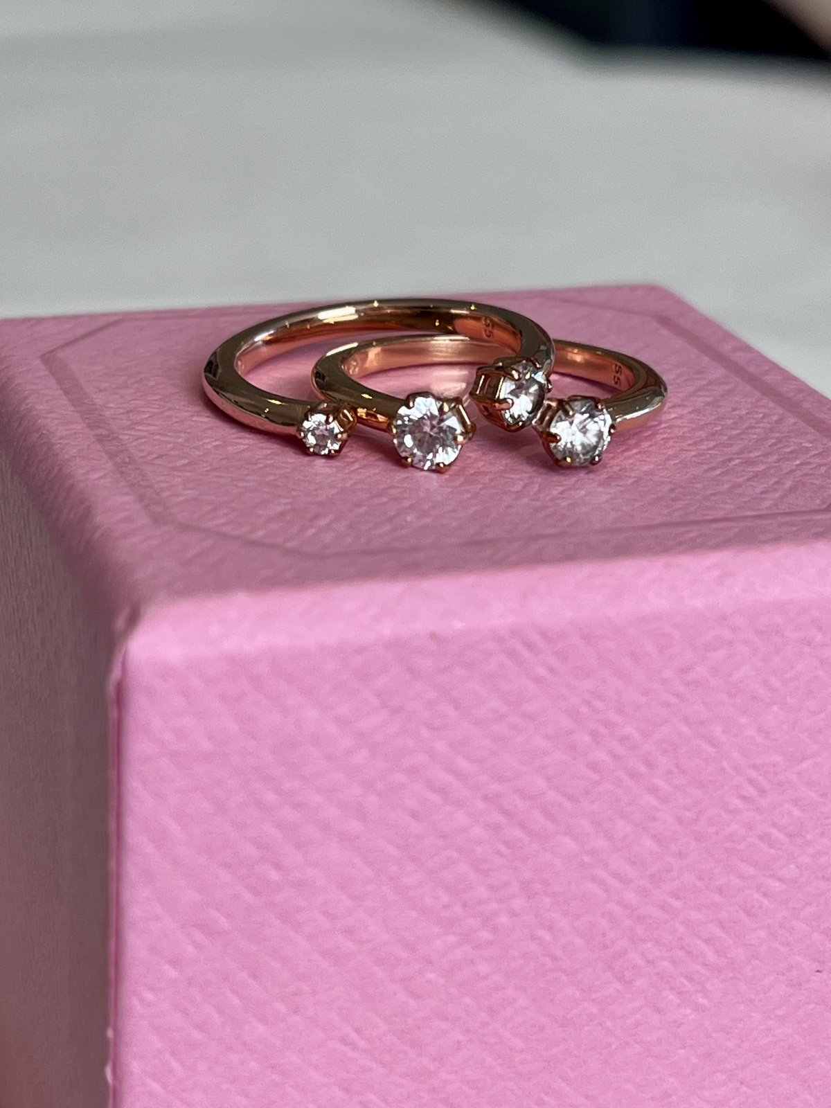 CONSTELLA ROSE GOLD RING SET -SIZE 55 - RRP $199