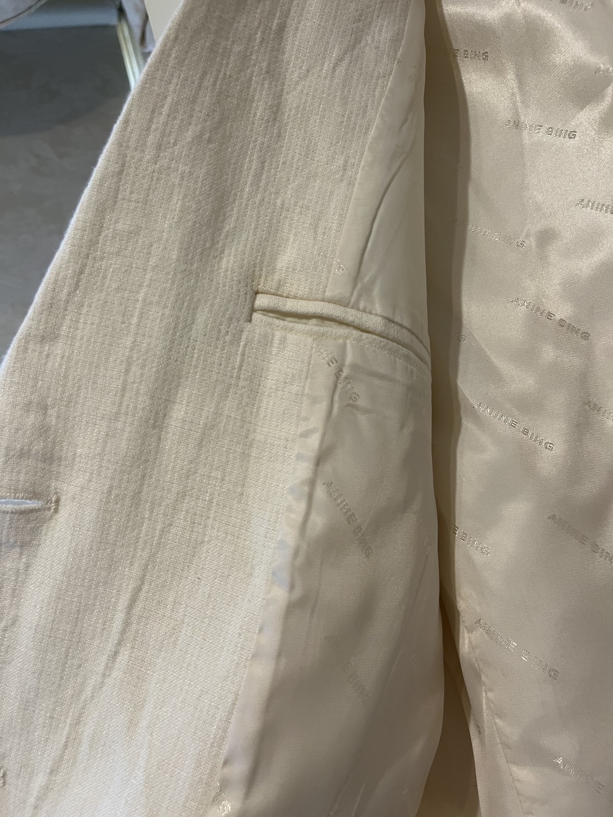 Quinn Blazer 100% Linen In Eggshell Size medium Oversized