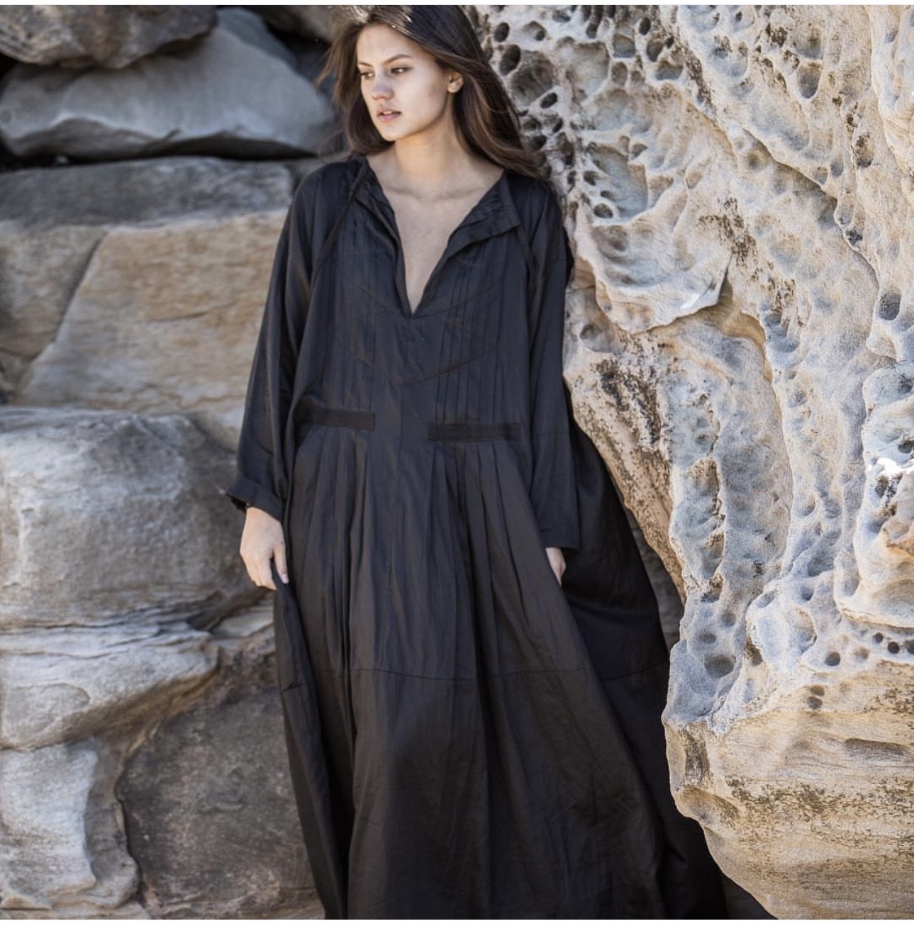 MIA SHORT DRESS - BLACK COTTON POPLIN