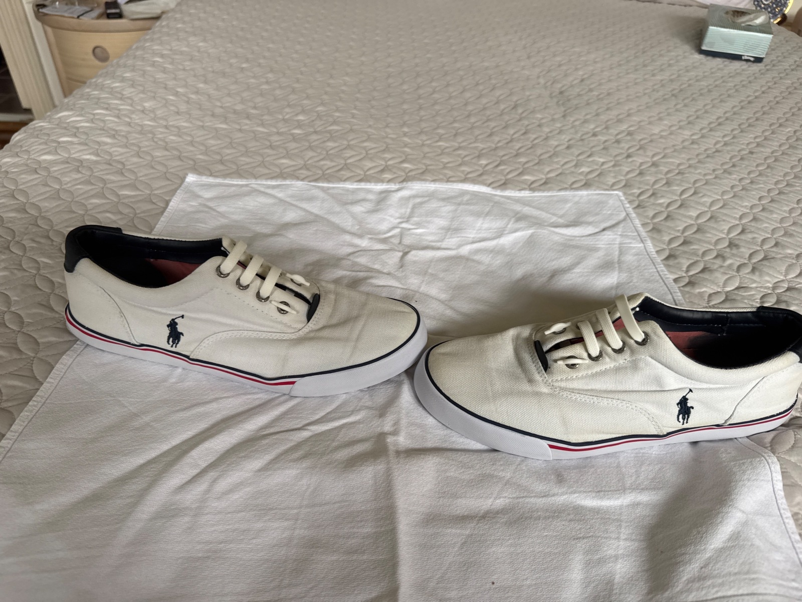 White/ male female snickers 