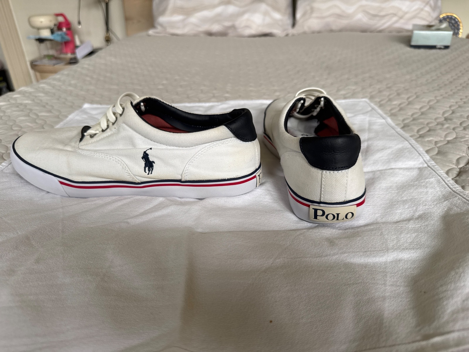 White/ male female snickers 