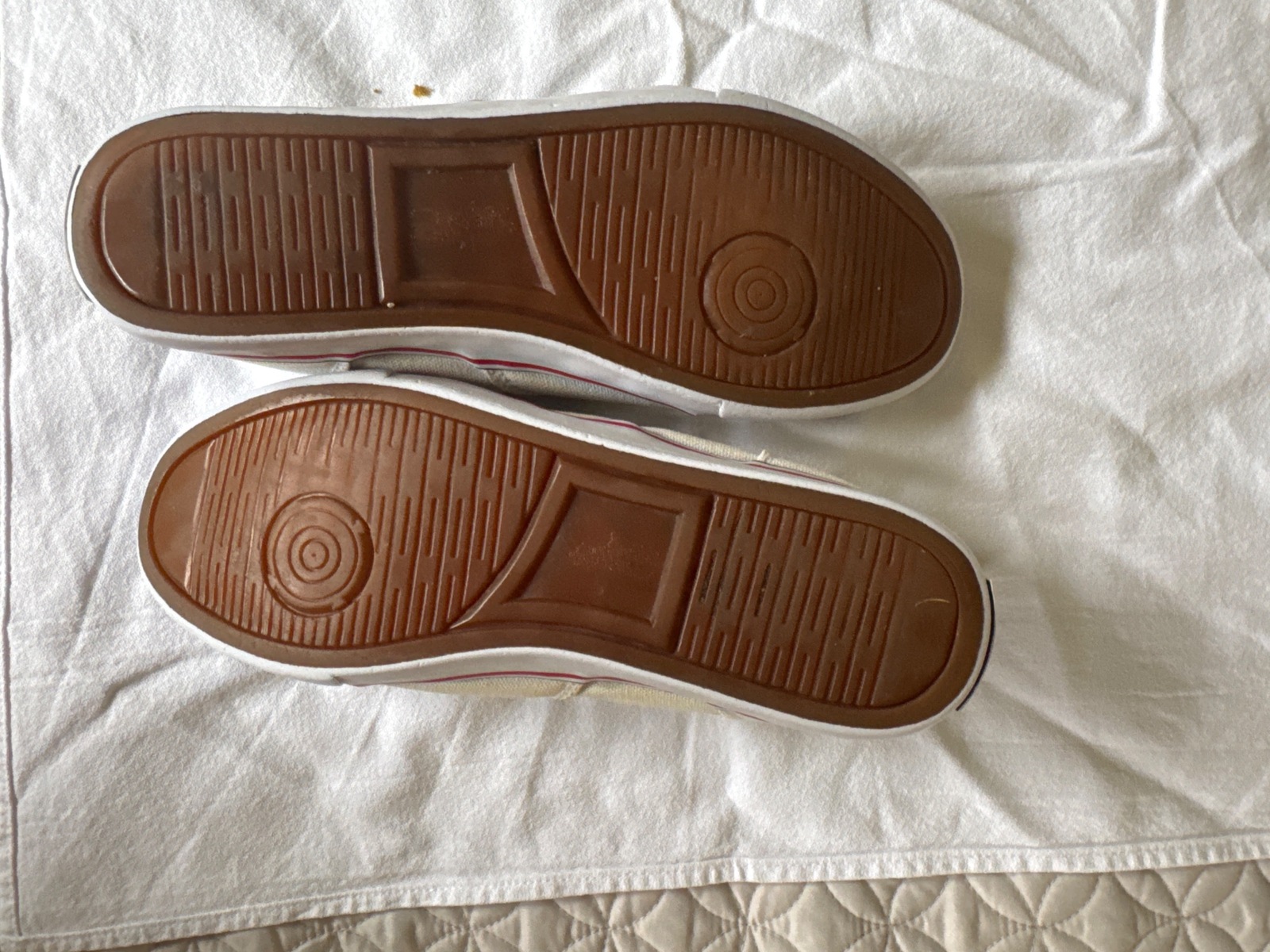 White/ male female snickers 