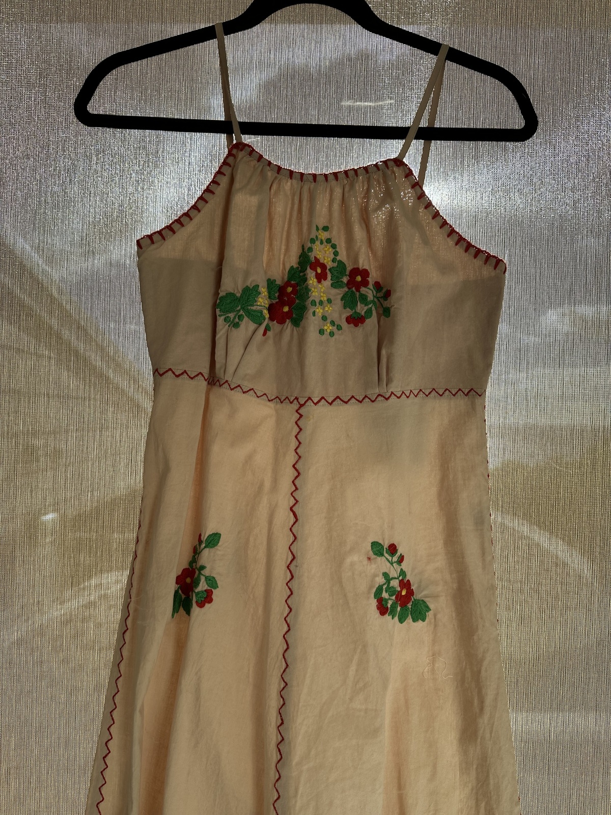 SOMEWHERE ON A BEACH PINK EMBROIDERED FLORAL DRESS