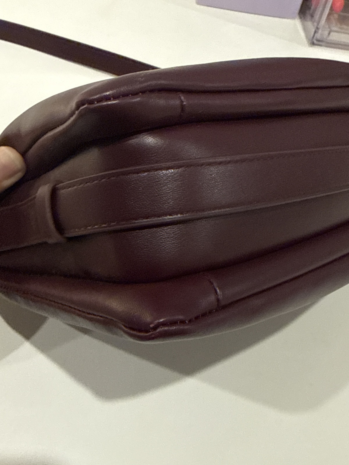 CALI SHOULDER BAG CURRANT