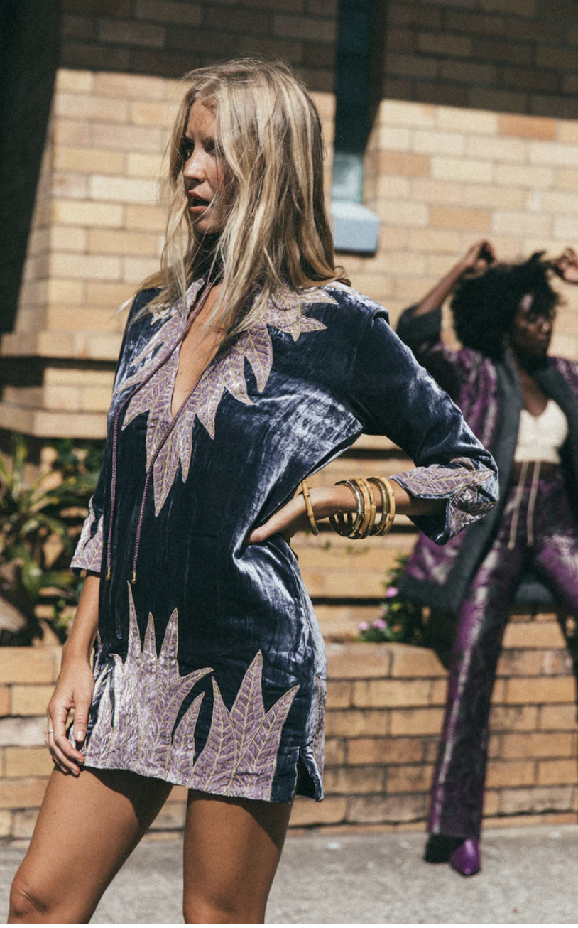 AQUARIUS VELVET TUNIC DRESS - EBONY