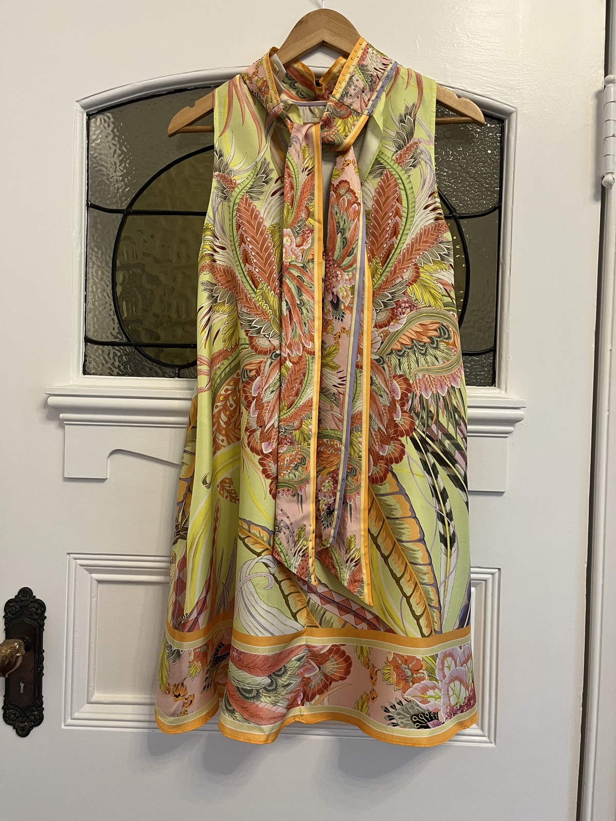 Cosmic Tuscan back tie 100% silk short dress size Medium 