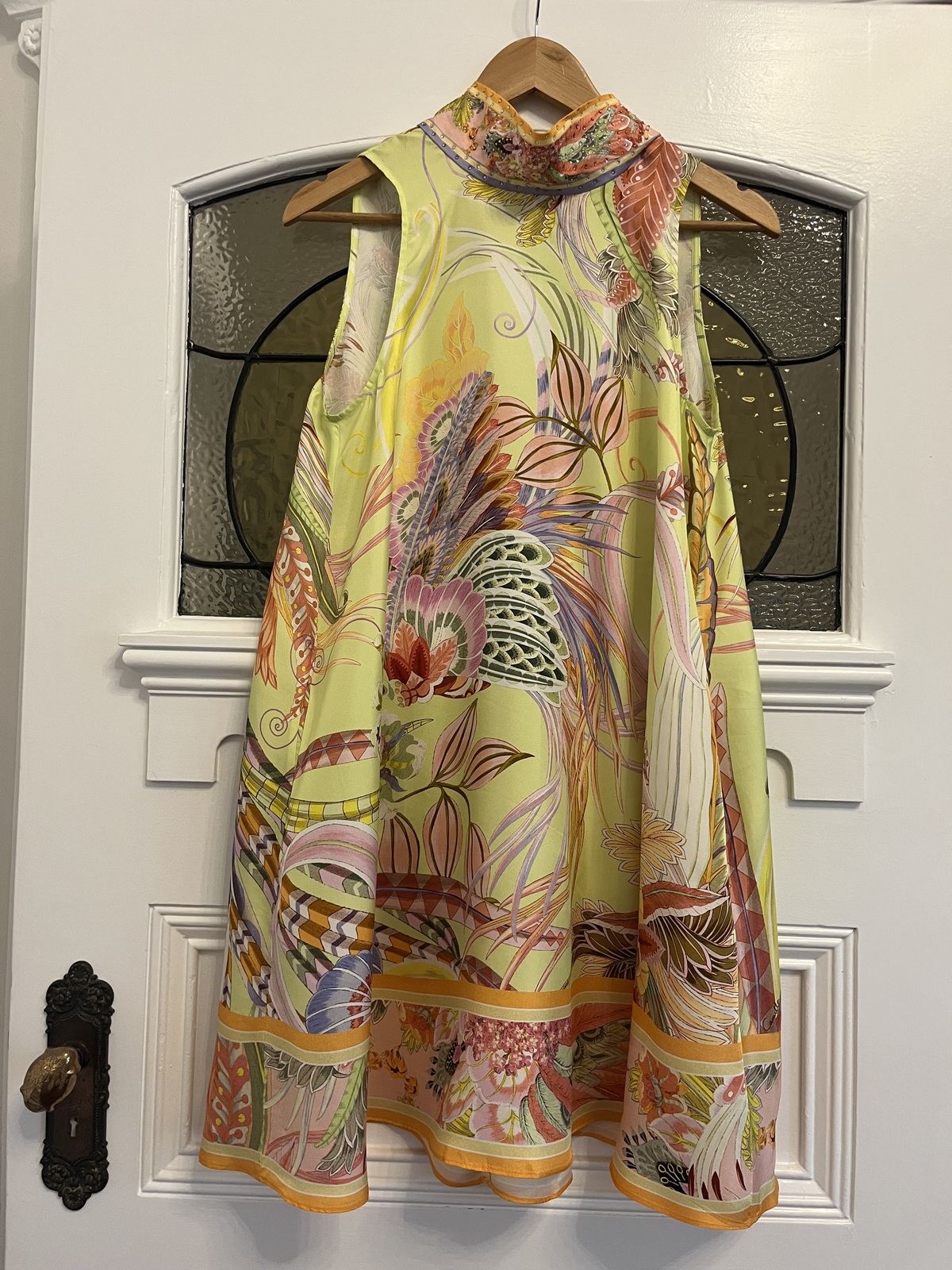 Cosmic Tuscan back tie 100% silk short dress size Medium 