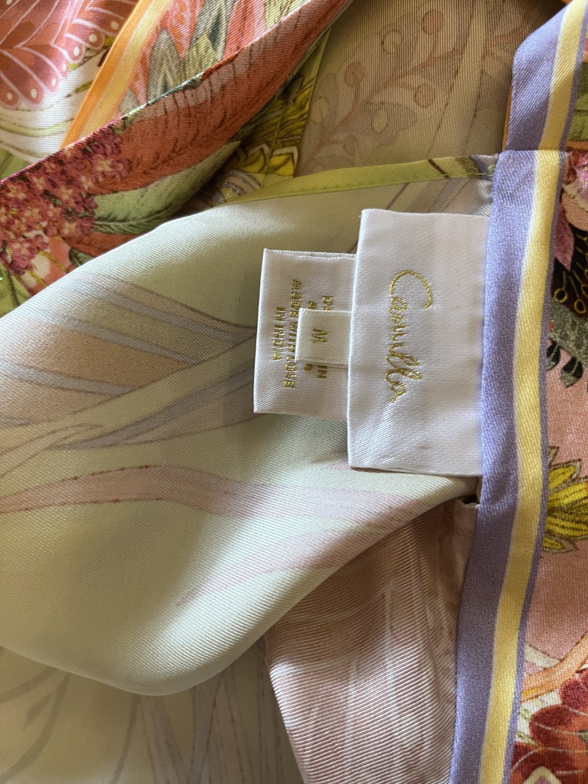 Cosmic Tuscan back tie 100% silk short dress size Medium 