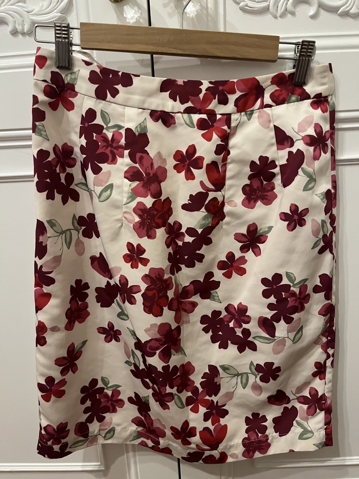 Stunning pink floral Sunday Girl Skirt size AU10