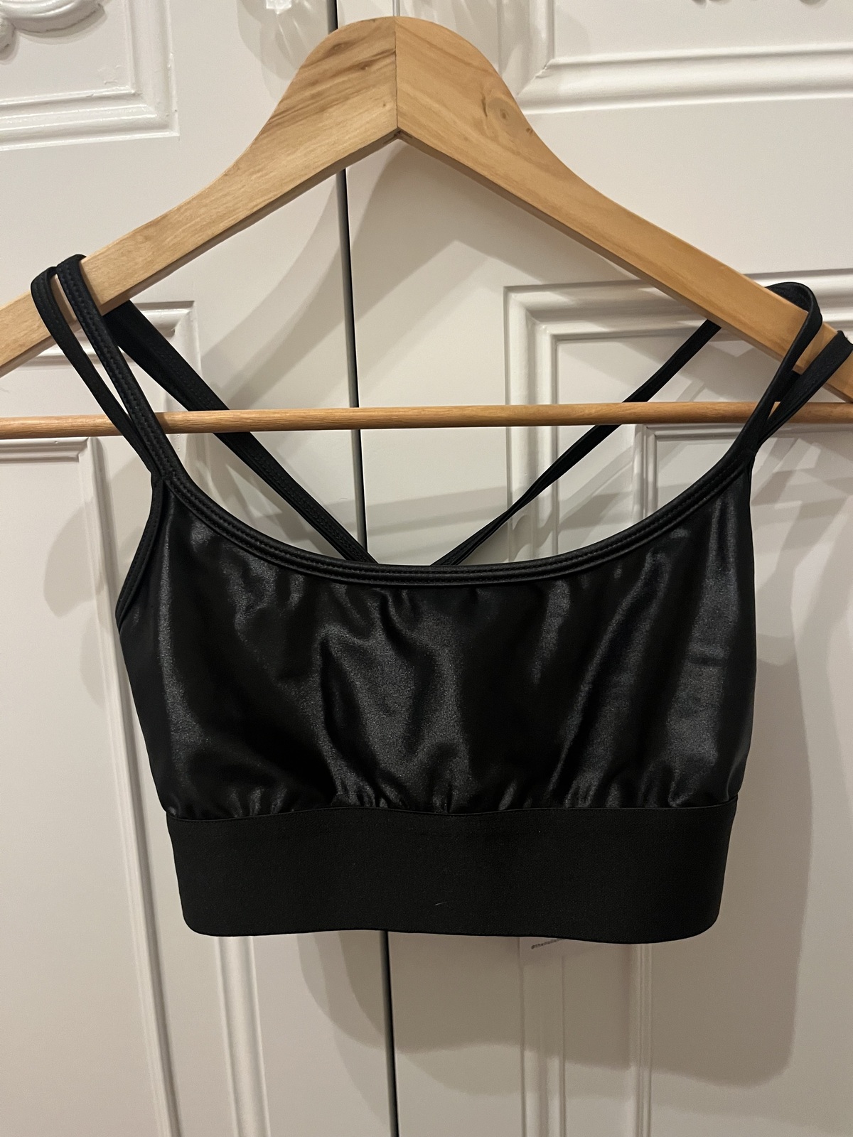 The Noli Shop liquid Jolie sports bra