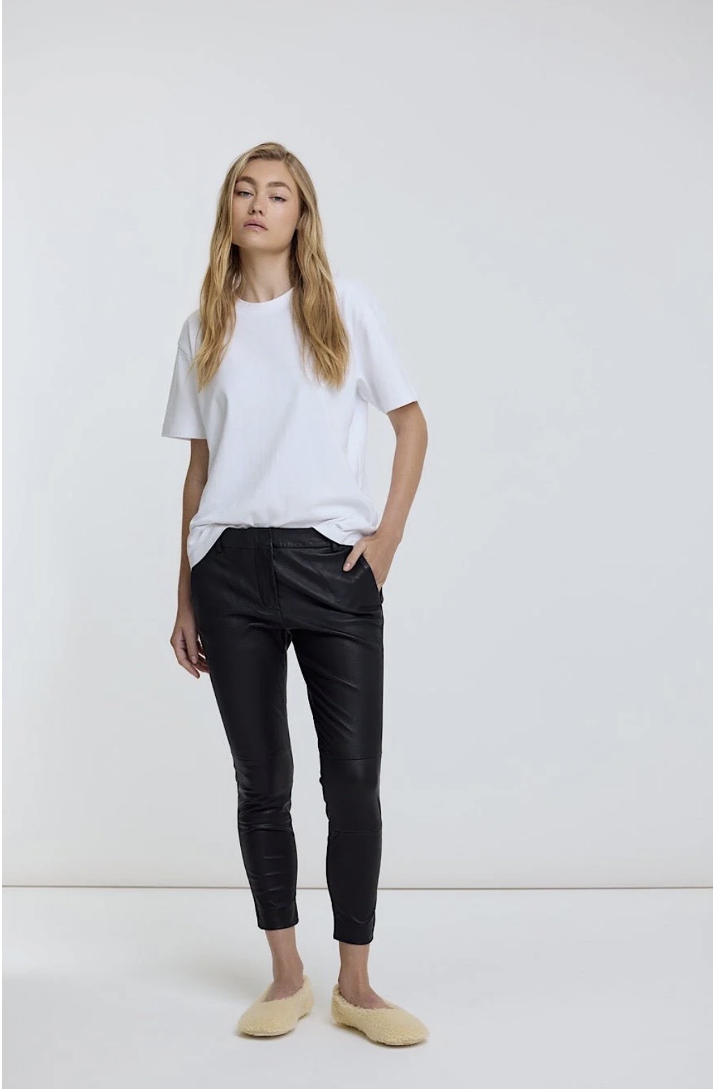 The Label Stretch Boyfriend jogger style black leather pants