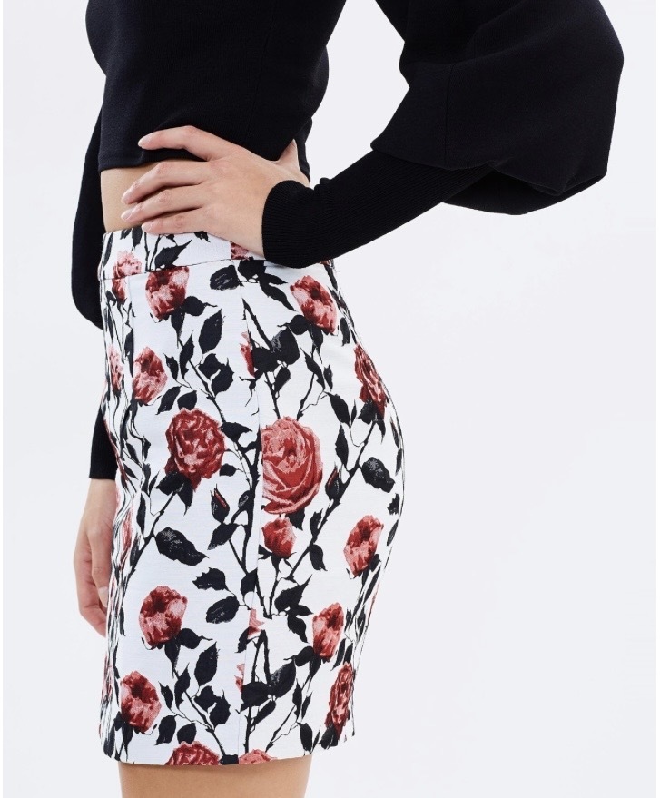 Case of Roses Skirt size AU10