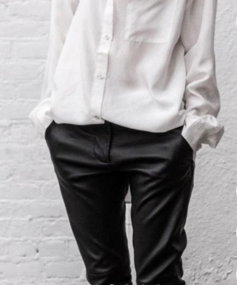 The Label Stretch Boyfriend jogger style black leather pants