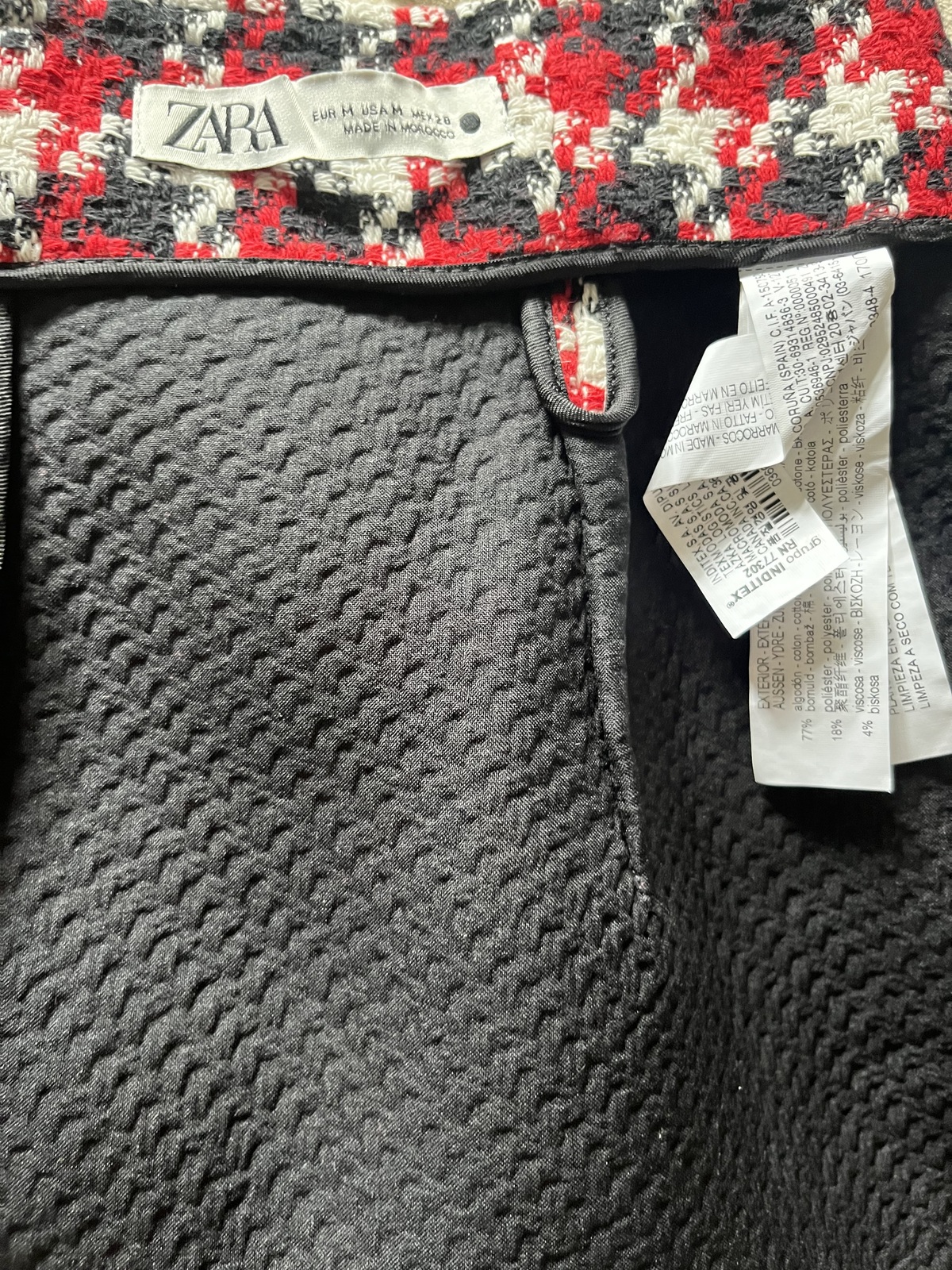 Vintage Red, White and Black tweed mini skirt size medium/AU10